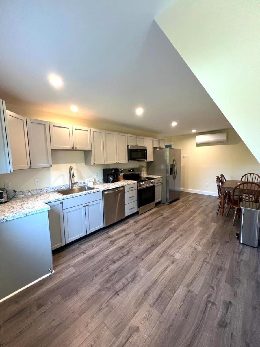 Colonial Gables Oceanfront Village - Housity