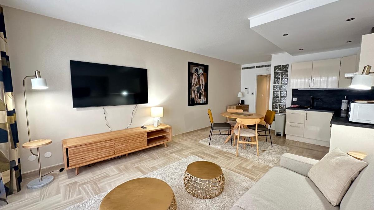 GRAY D'ALBION CANNES CROISETTE, APPARTEMENT 4 personnes - Housity