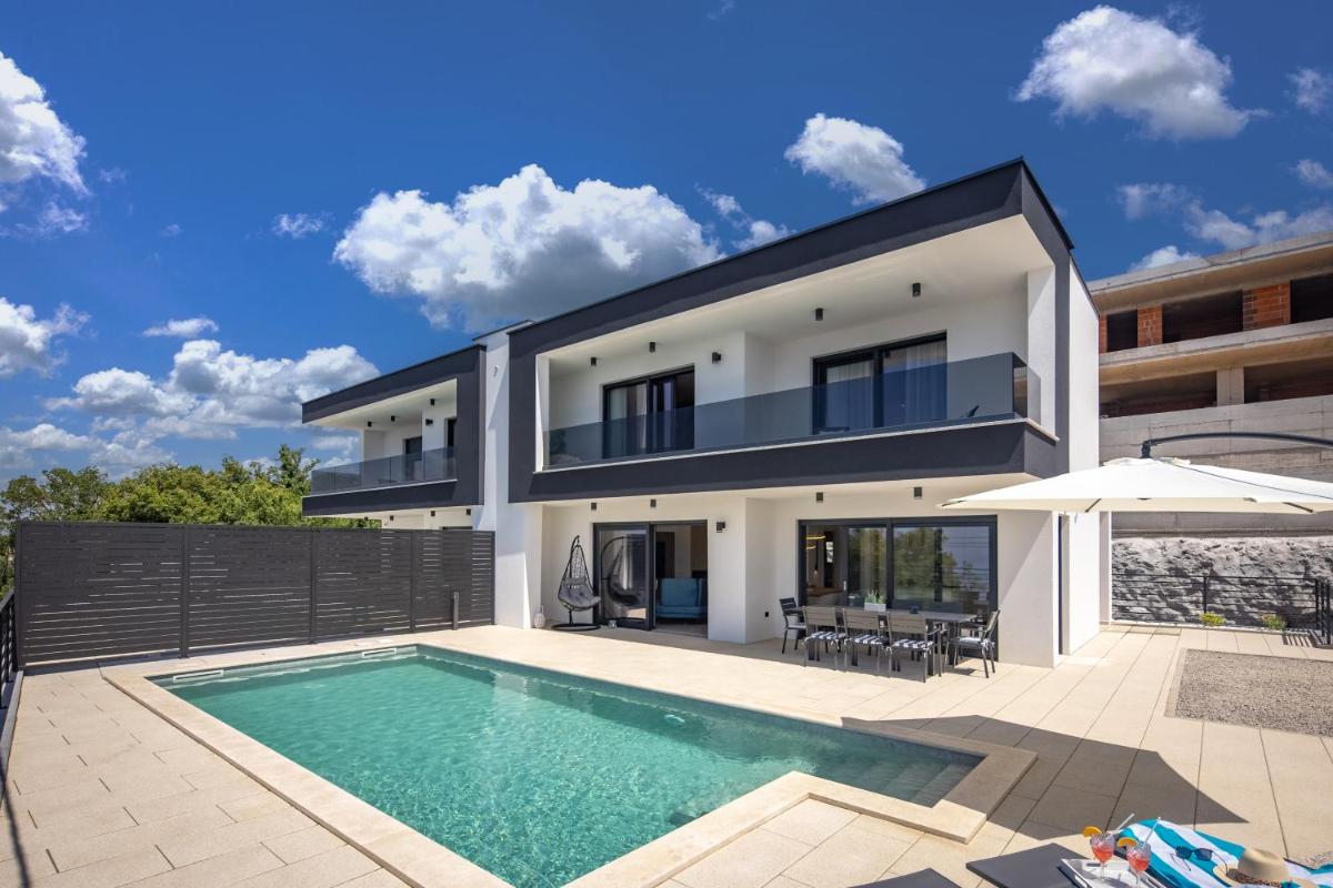 Vila Aura - Housity