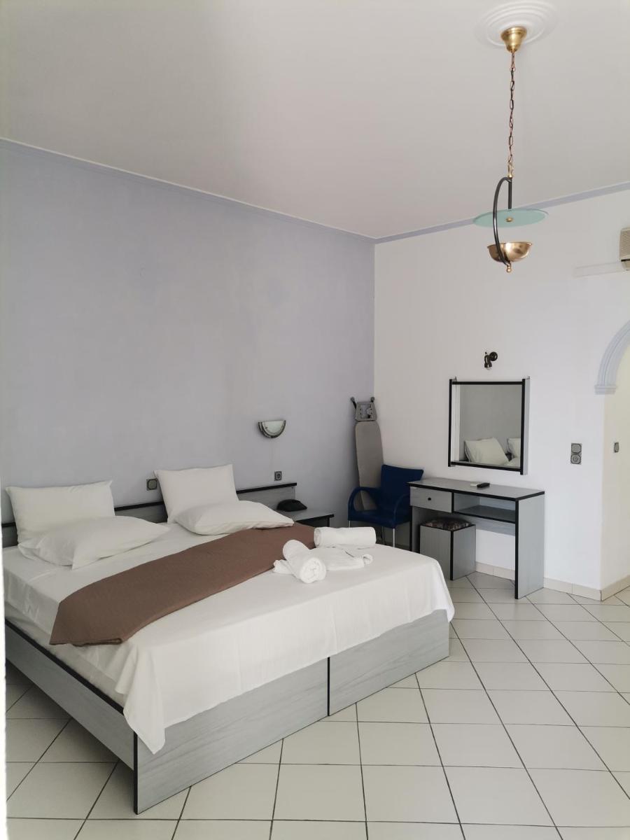 Dolphin Apartments 1 - Housity