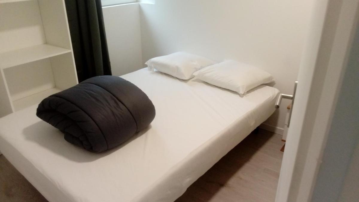 appt tout confort a laveissiere 103 - Housity