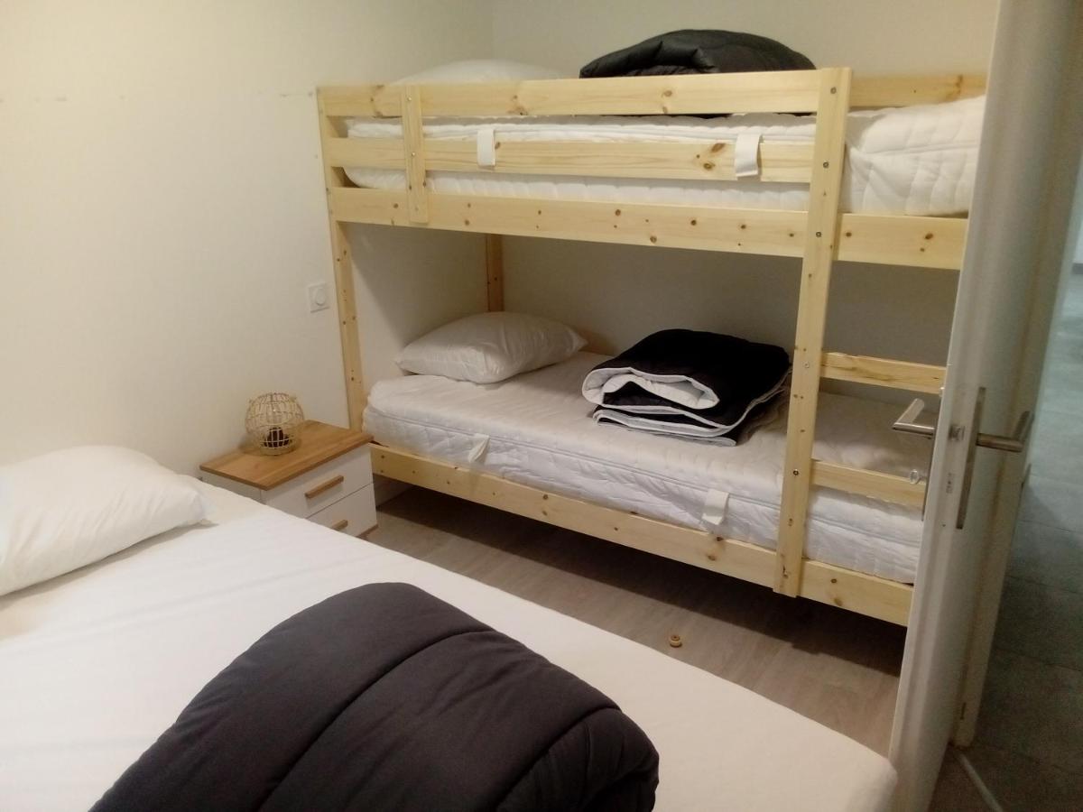 appt tout confort a laveissiere 103 - Housity