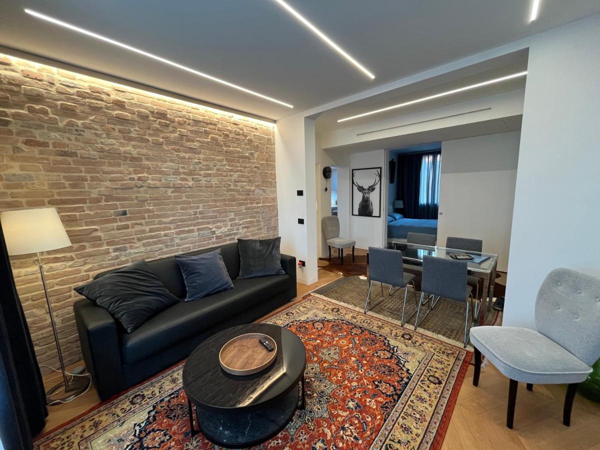 Suite Falier- Luminosa Venezia - Housity