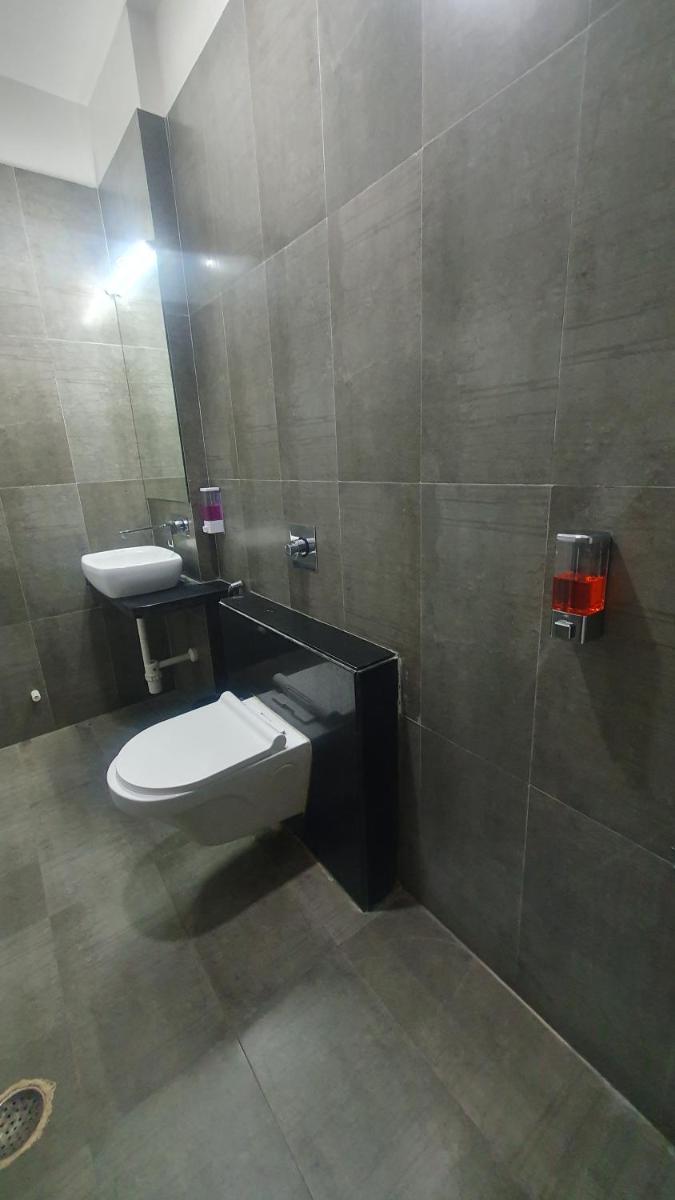 Hotel Siddhali Inn - Housity