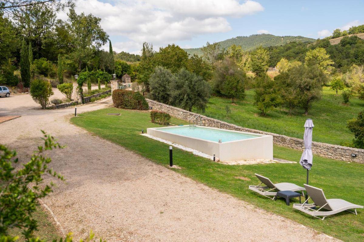 Castello Valenzino - Housity