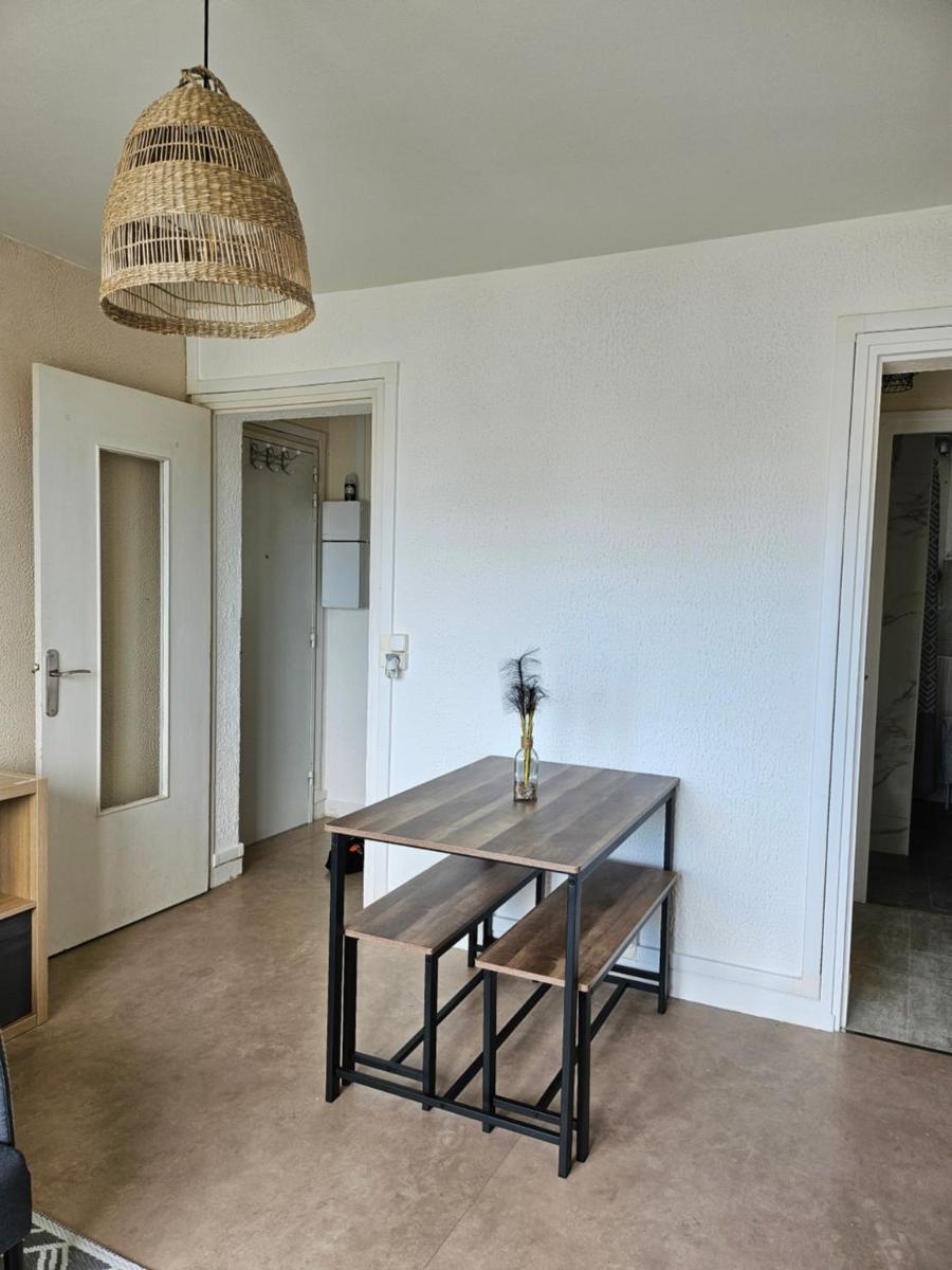 Appartement F3 - Calme, meublé et chaleureux - Housity