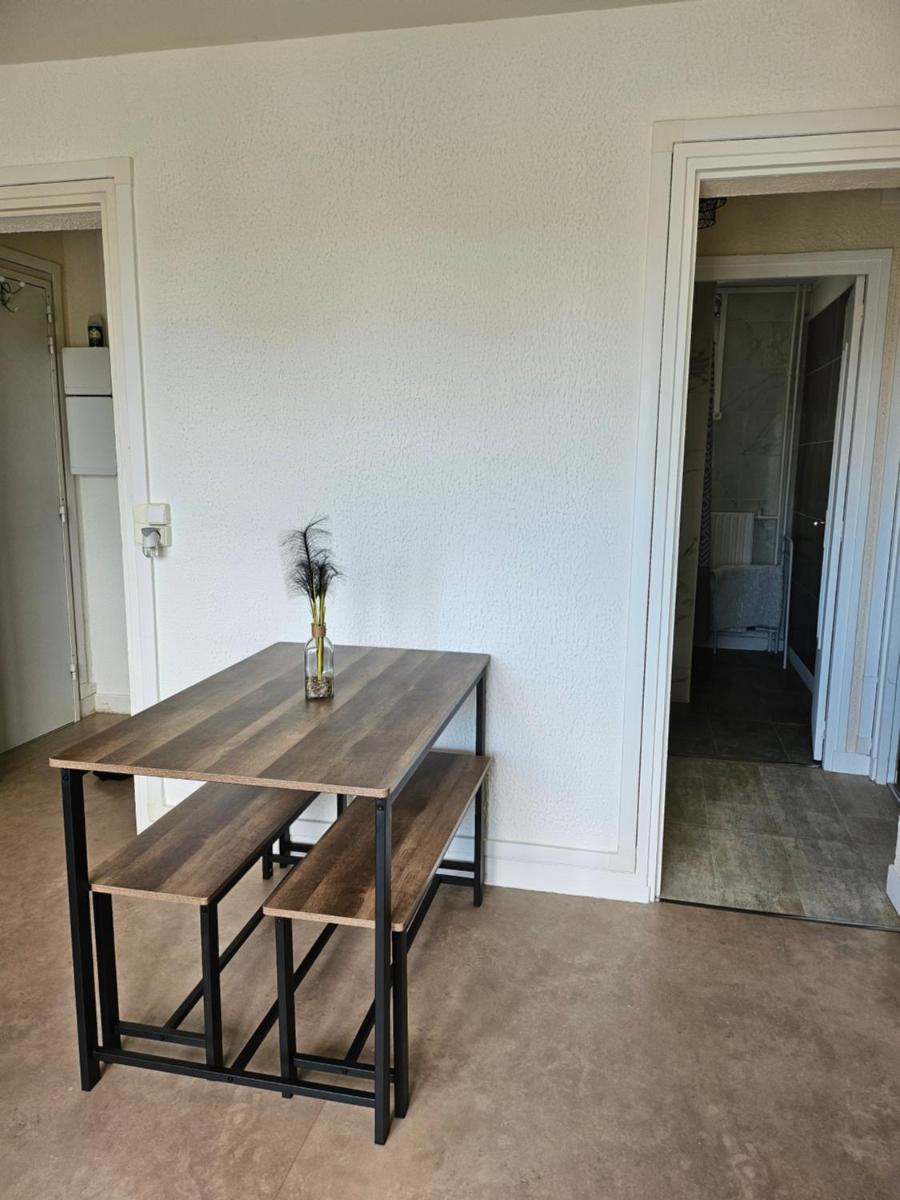 Appartement F3 - Calme, meublé et chaleureux - Housity