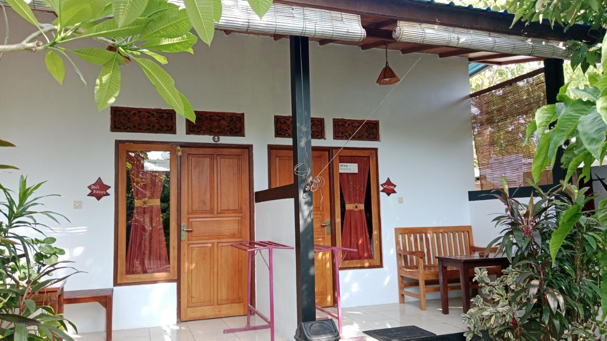 Van Santri Homestay Pemuteran - Housity