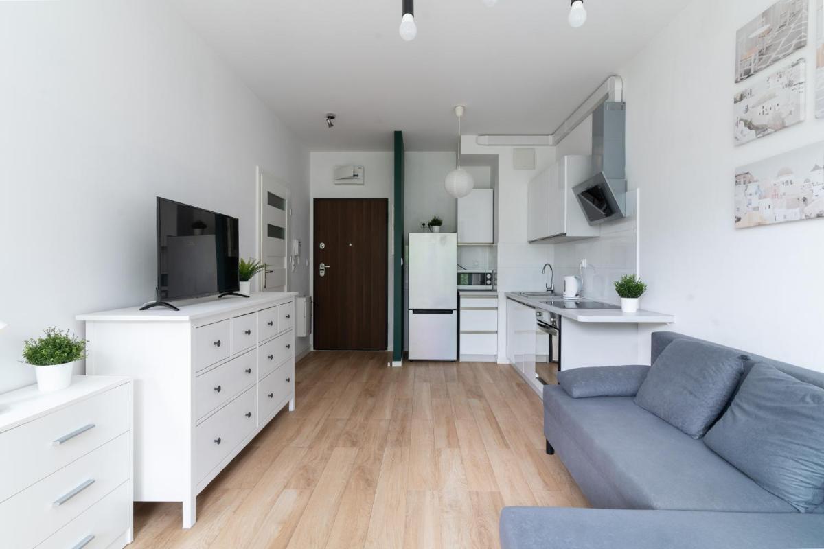 Warsaw - Aparts Konstruktorska - Housity