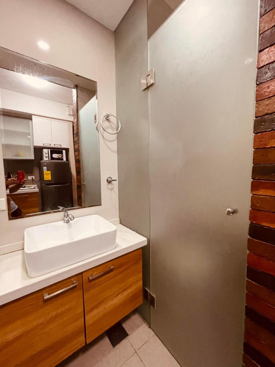 Tower2 212 Studio Sunshine100 QeenBed PoolWifi - Hizvo