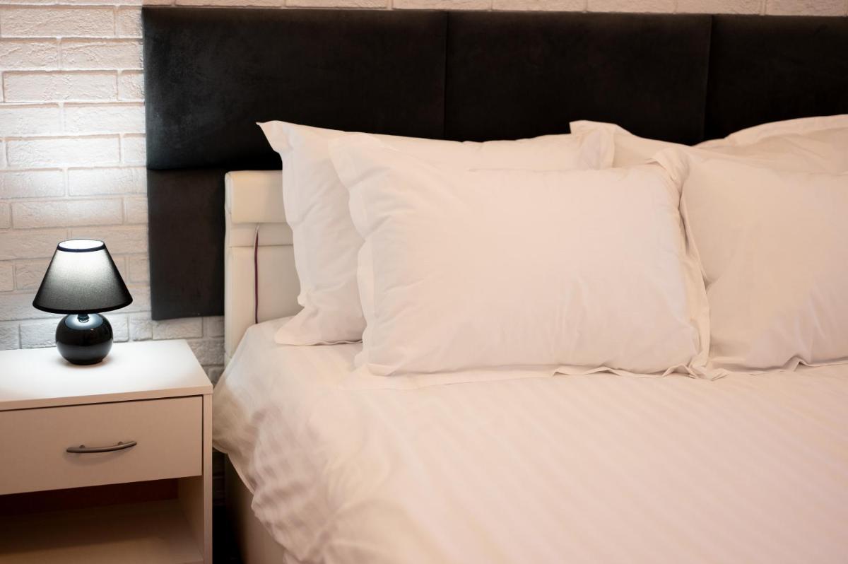 Moise House - Kosher Aparthotel - Housity