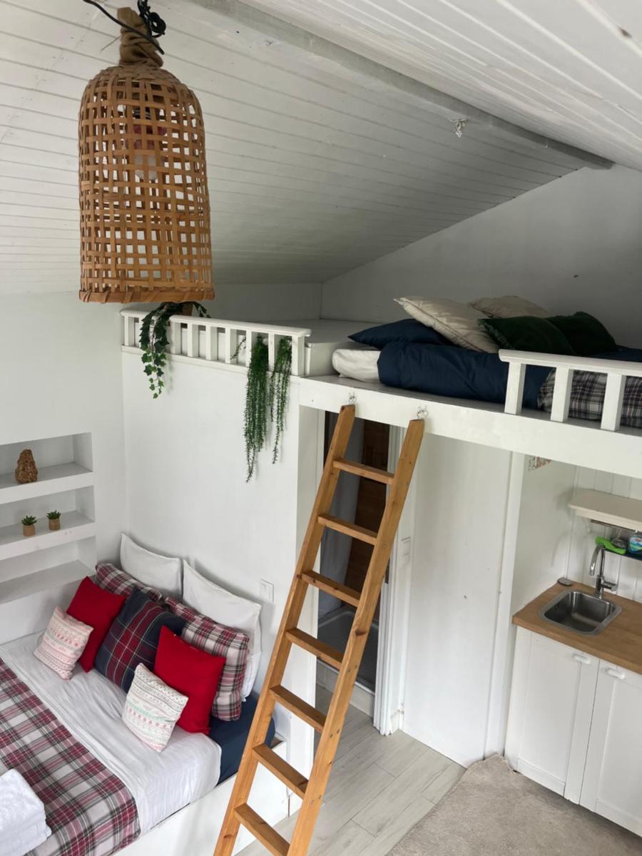 Lisbon Cozy House w/Garden and Pool - Housity