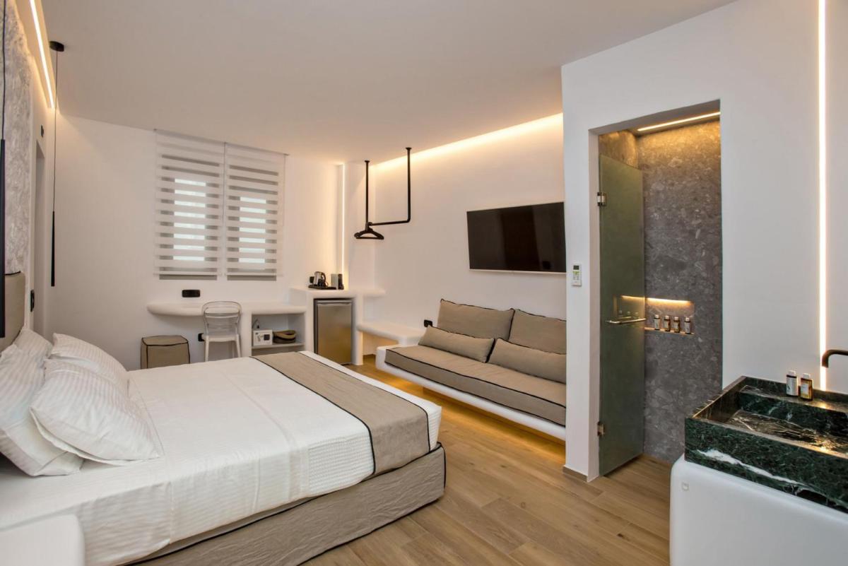 Levantes Luxury Suites II - Housity