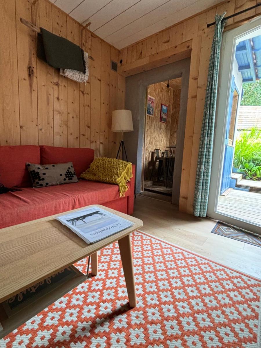 La Wodapalousa, Surf & Crossfit Guesthouse, 800m from Beach - Housity