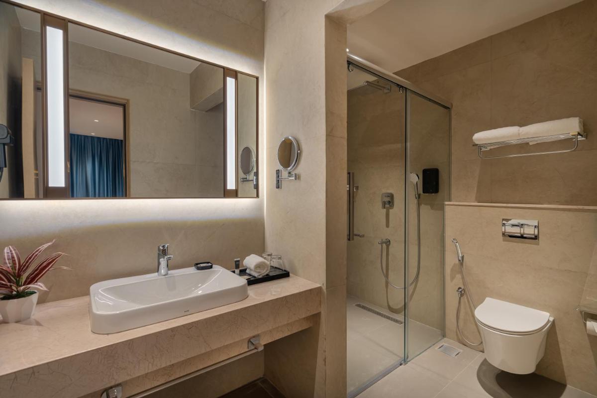 Copper Leaf Hotels, Tirunelveli - Hizvo