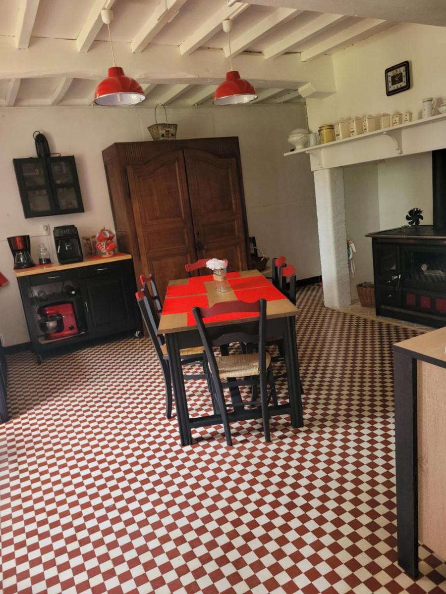 Petite maison dans les bois - Housity