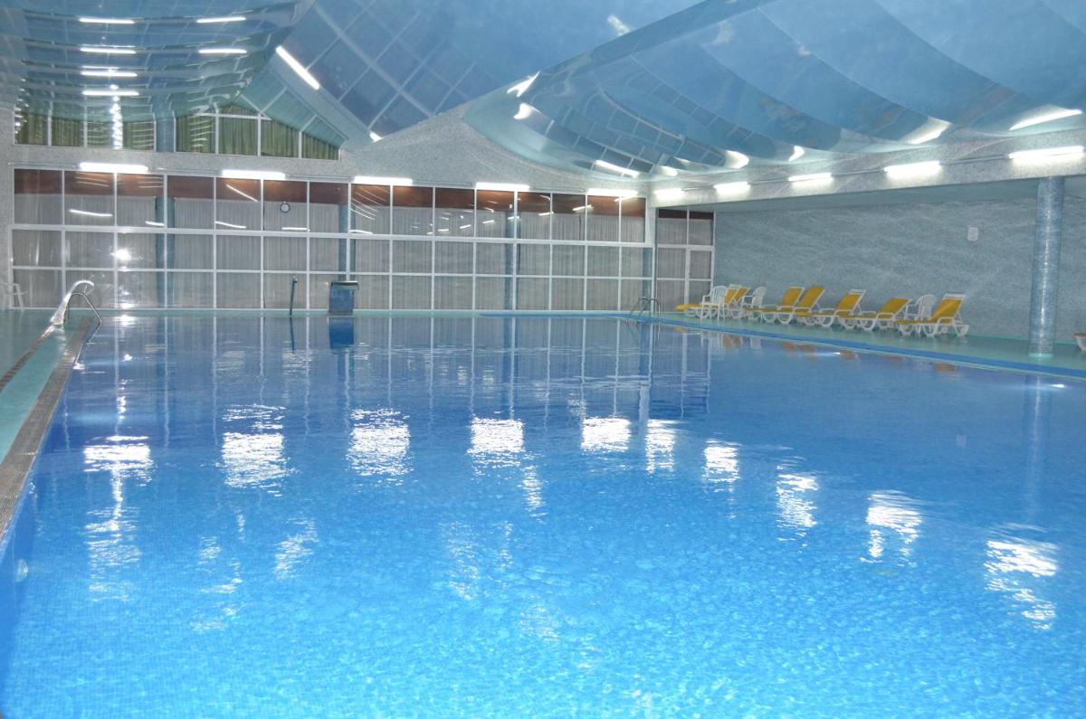 A piscina em ou perto de D. Afonso Hotel & SPA