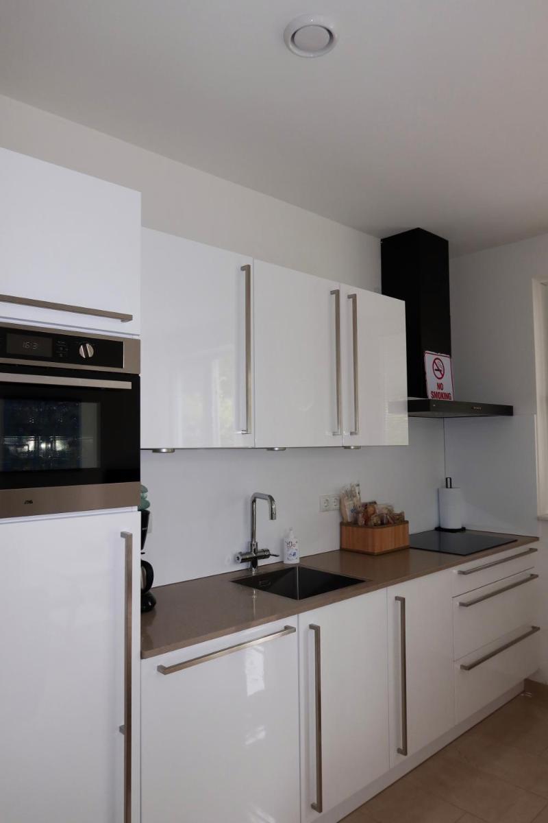 Charivy’s Guesthouse - Housity