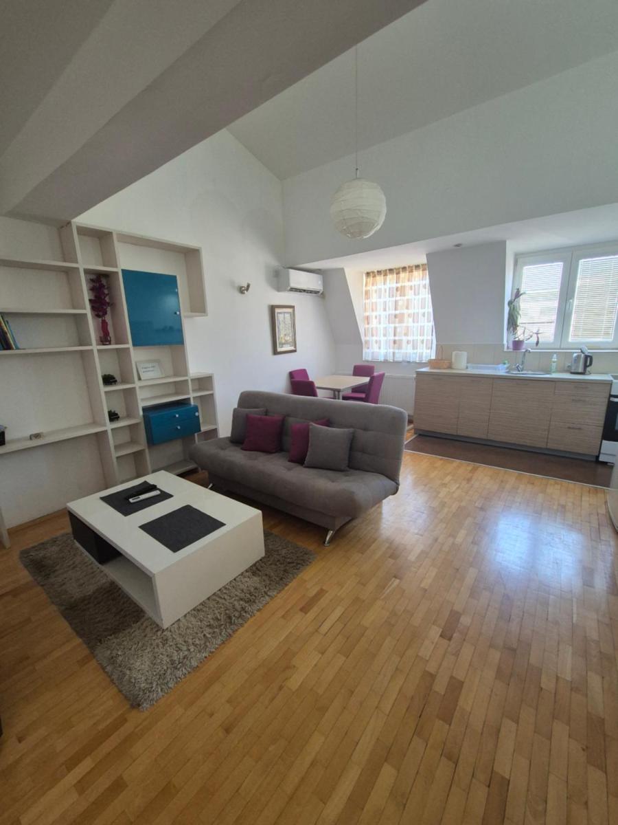 VORTEX Apartment Skopje - Housity