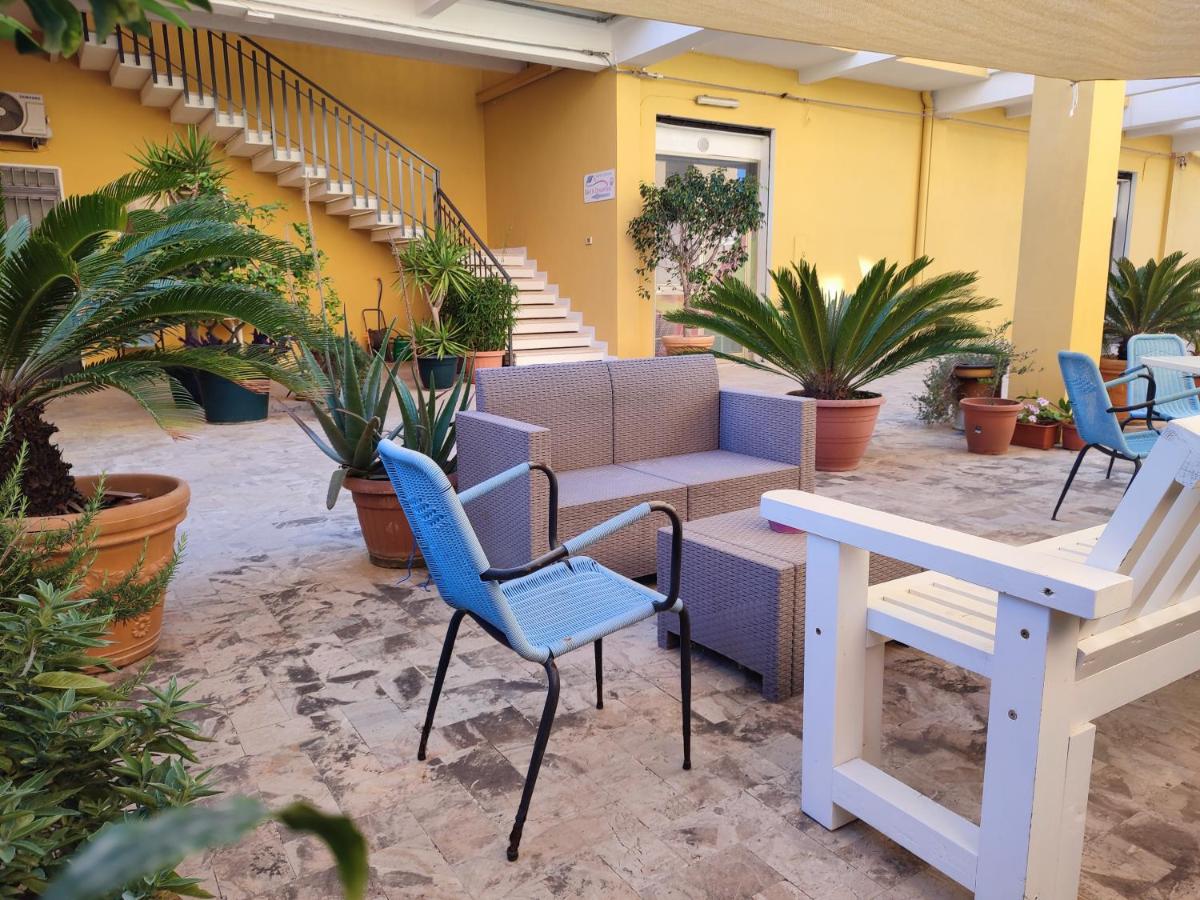 B&amp;B Sant'Eufemia - Housity