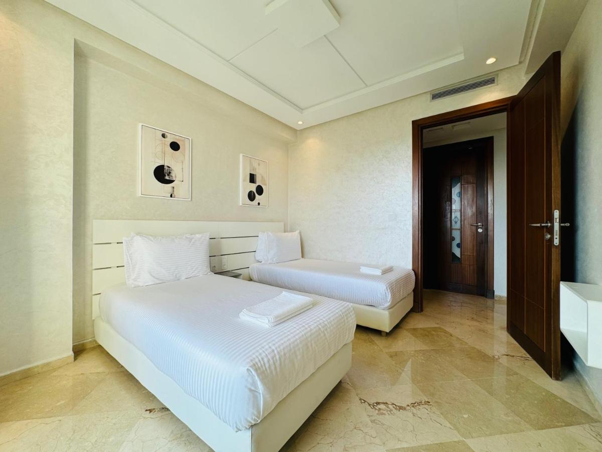 Modern 3 Bedroom Apartment in the Heart of Tangier - Housity