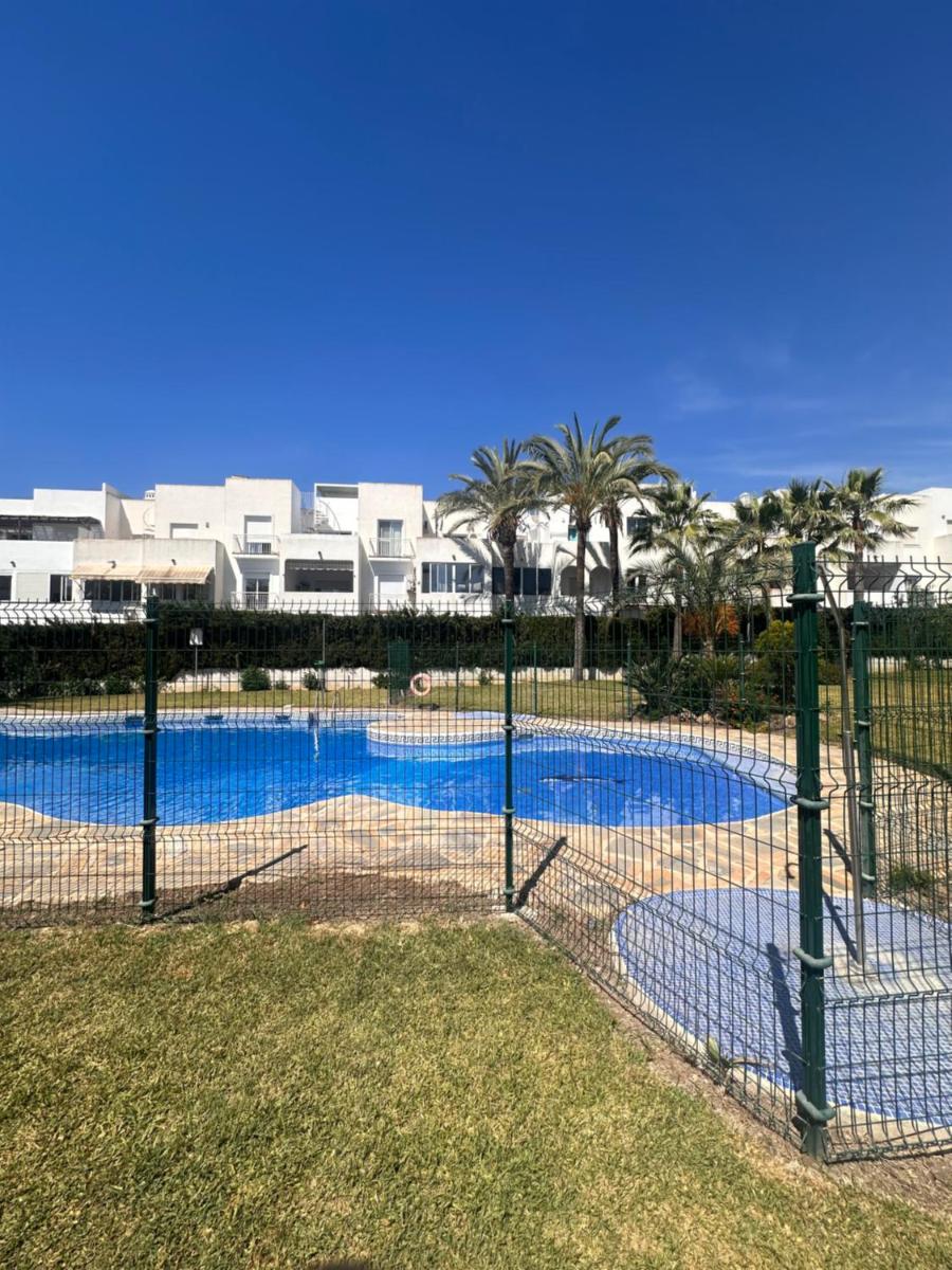 Apartamento con piscina en la Costa del Sol - Housity