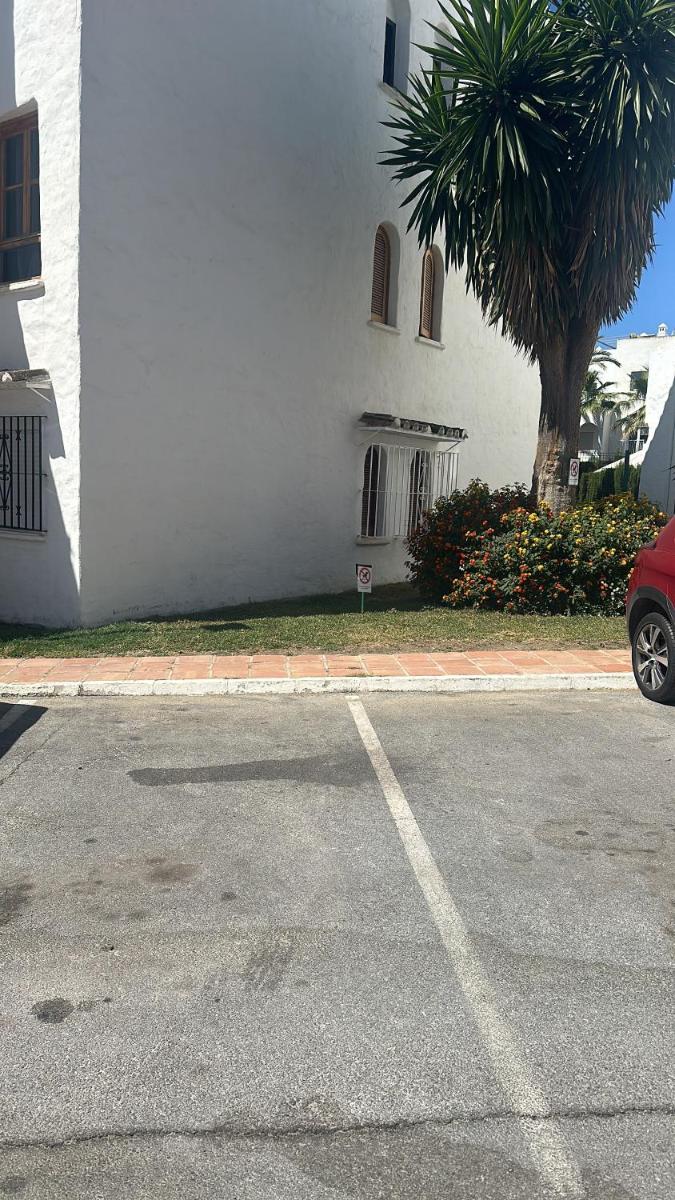 Apartamento con piscina en la Costa del Sol - Housity