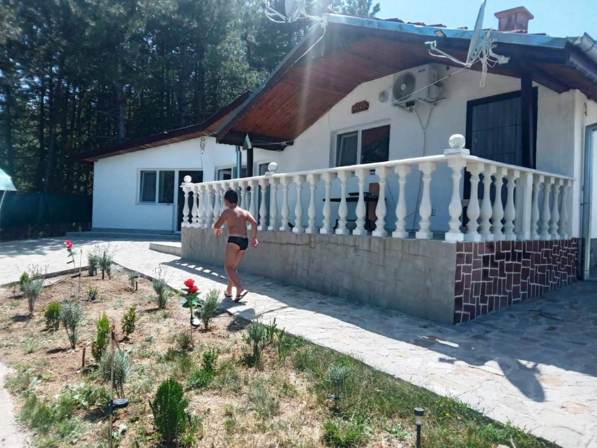 Вила Мони-зона релакс - Housity