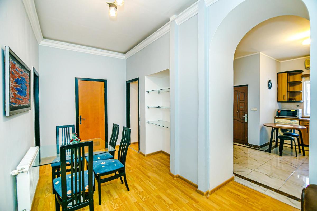 Azneft Garden Apartment - Housity