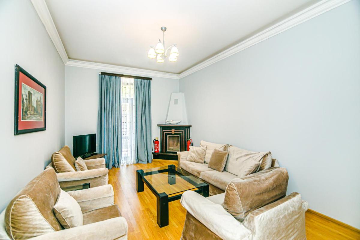 Azneft Garden Apartment - Housity