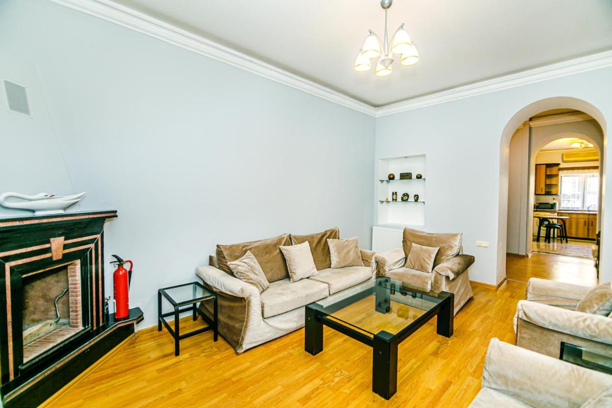 Azneft Garden Apartment - Housity