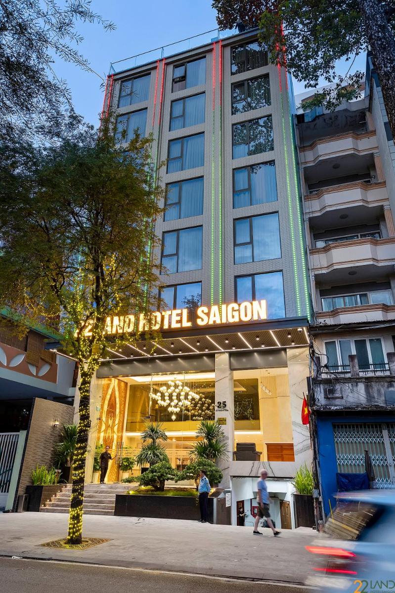 22Land Hotel Saigon - Hizvo