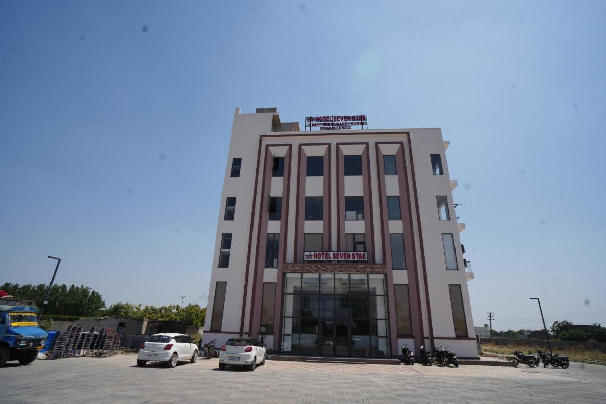 Hotel Seven Star - Housity