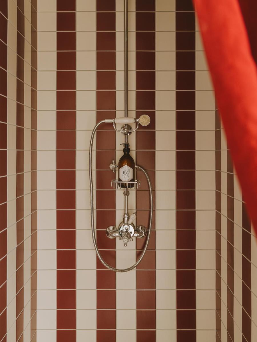 Salle de bains dans l'établissement Bellevigne Bourgogne
