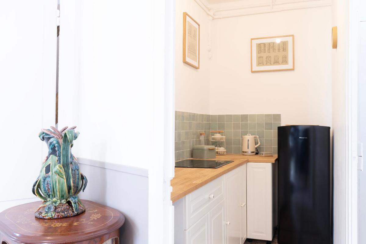 Cuisine ou kitchenette dans l'établissement Château de Tressé