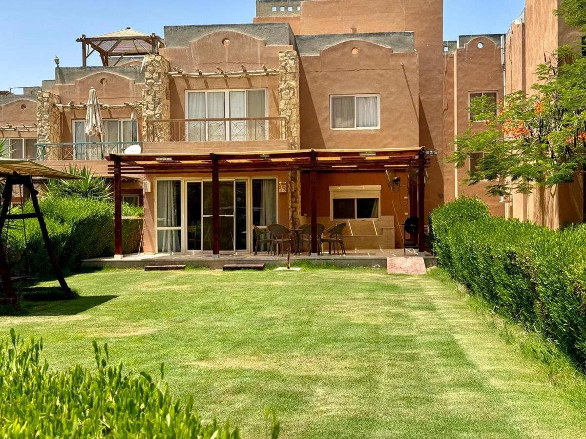 Palermo Chalet in Marina Wadi Degla Ain Sokhna with 250 Sqm Private Garden & near to the Beach - Housity