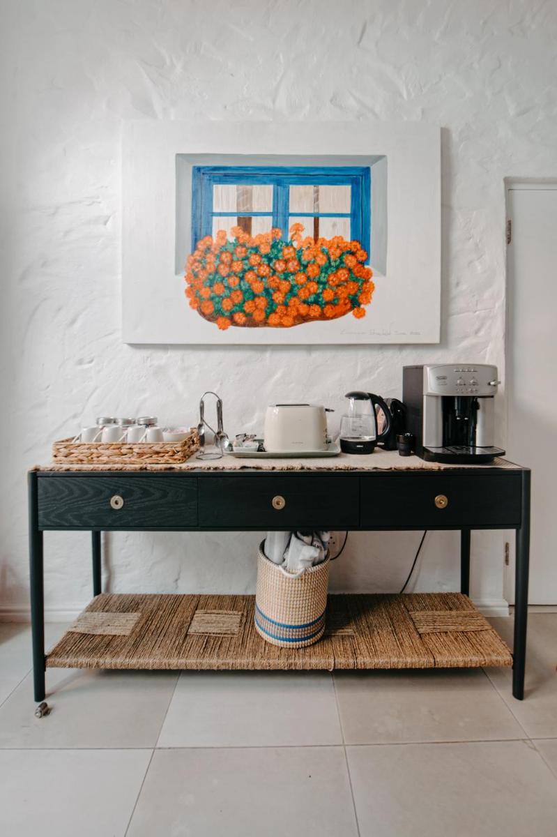 Mediterranean Style Accommodation in De Waterkant - Housity