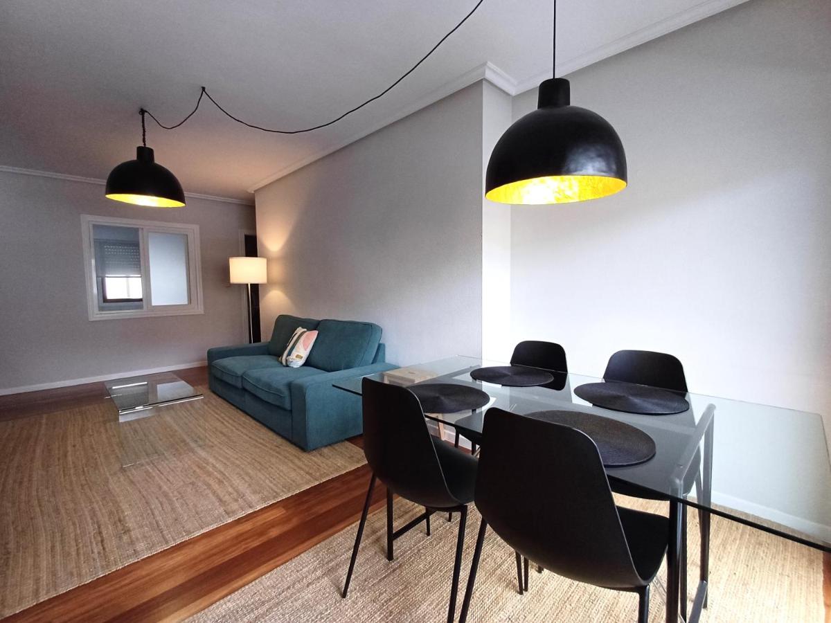 4J - Ourense Centro con parking - Housity