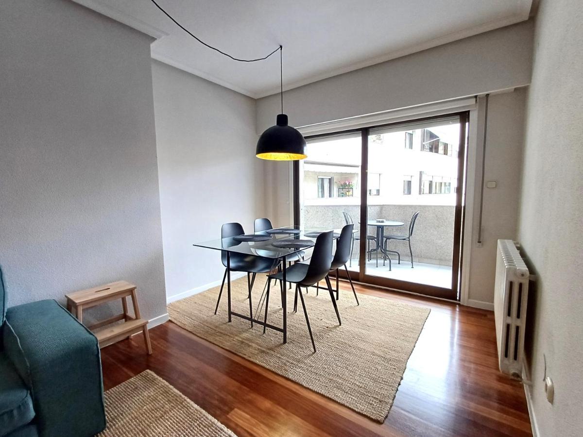 4J - Ourense Centro con parking - Housity