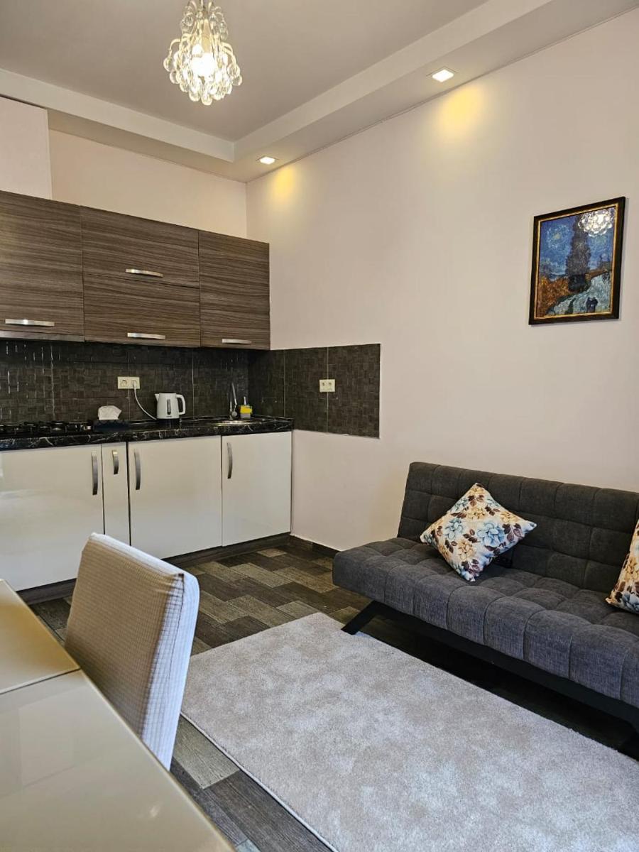 Suitetrails - Comfy Nook Apartment