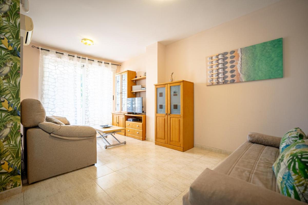 Apartamento en Oropesa con Terraza y Parking - Housity