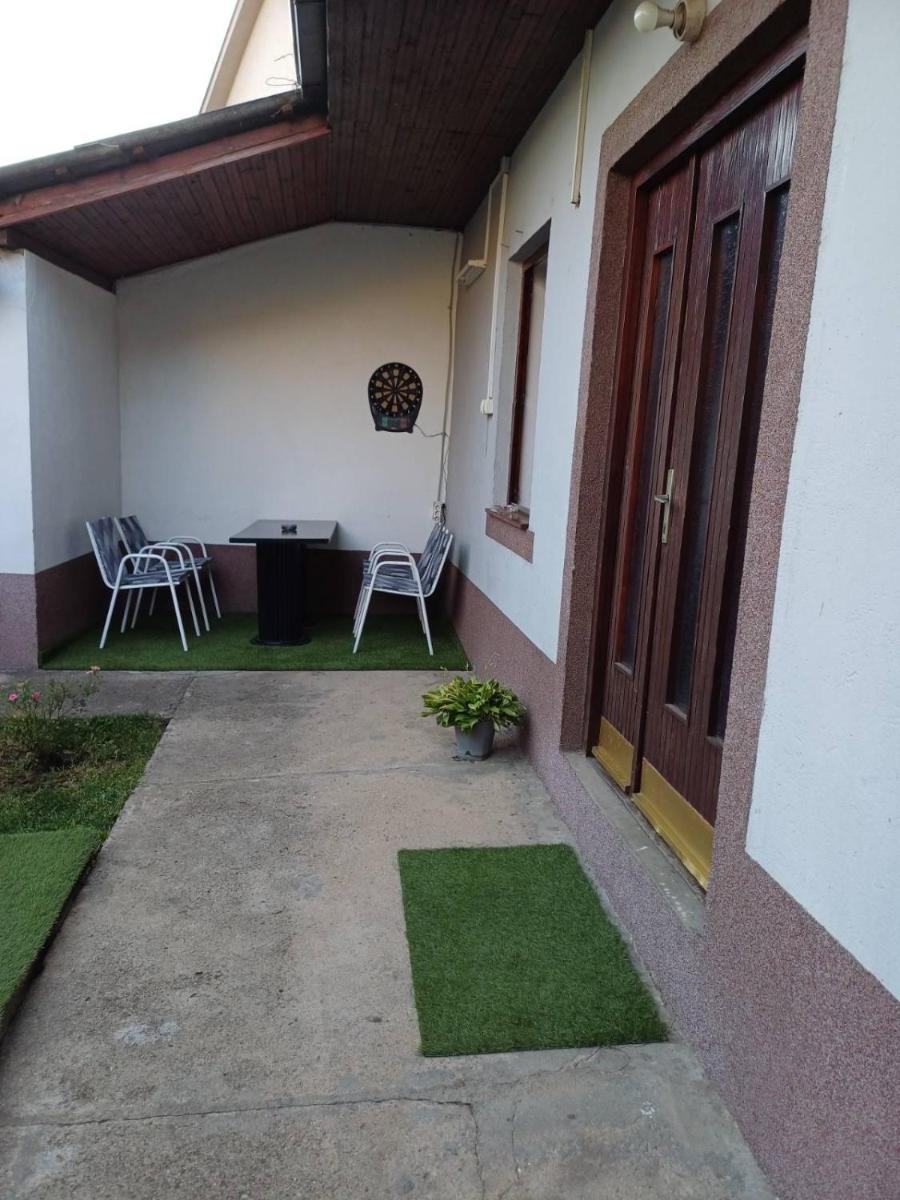 Peace - Housity