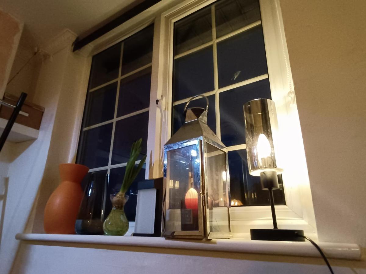 Spacious Luton Rooms - Housity
