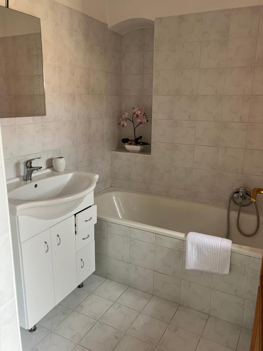 Apartmán Horní Brána - Housity