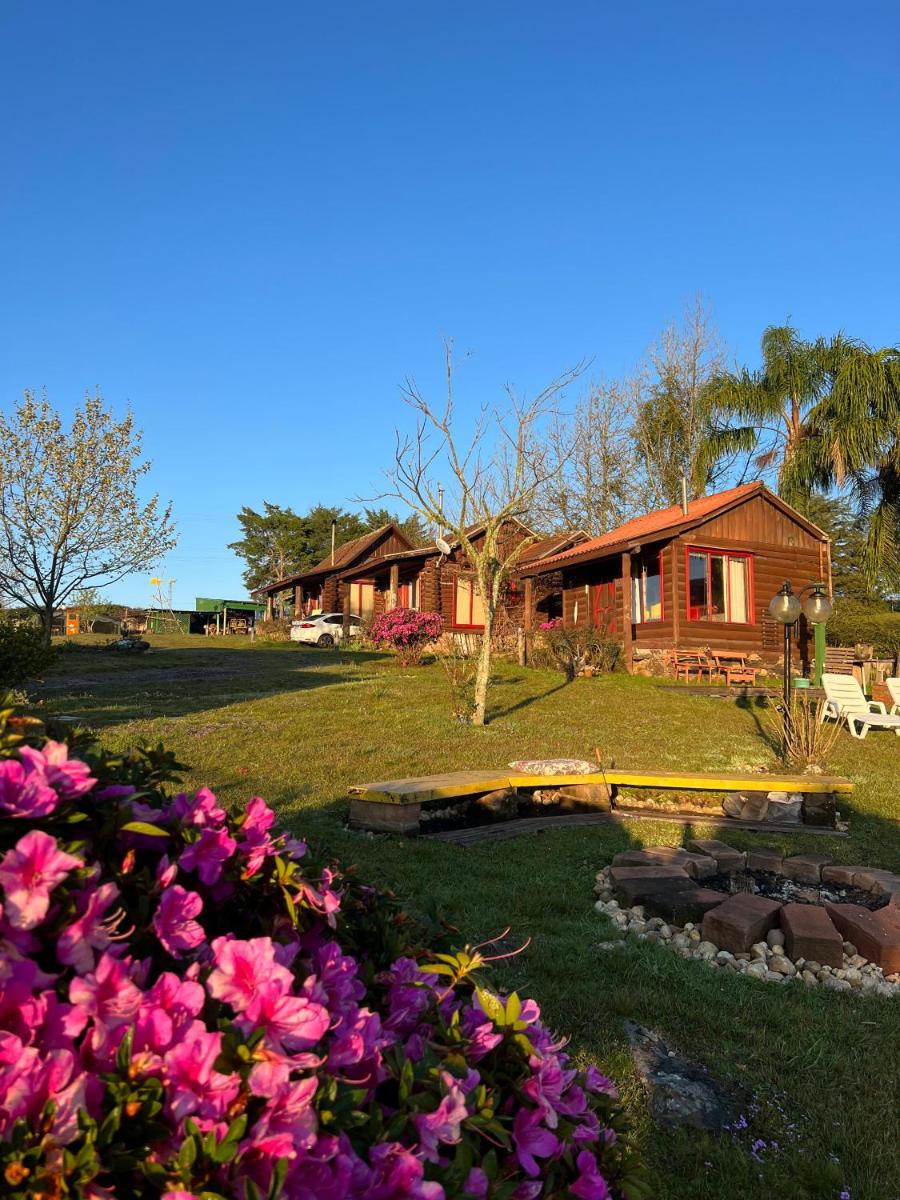 Suitetrails - Casa no Campo, aconchego com lareira e banheira em quase todas Cabanas!
