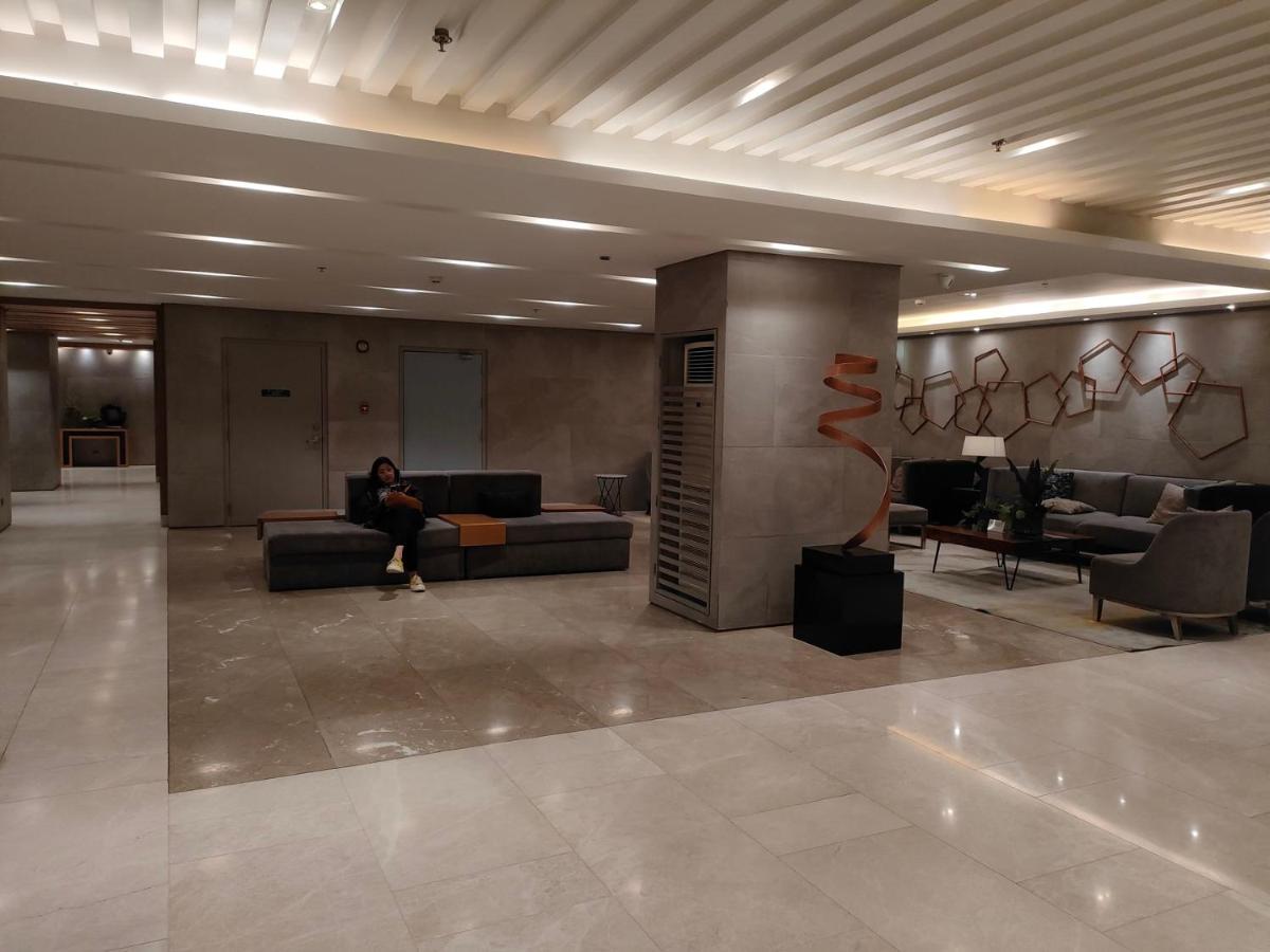 Rosver Hideaway at S Residence Close to MOA a 5 minutes walk - Housity