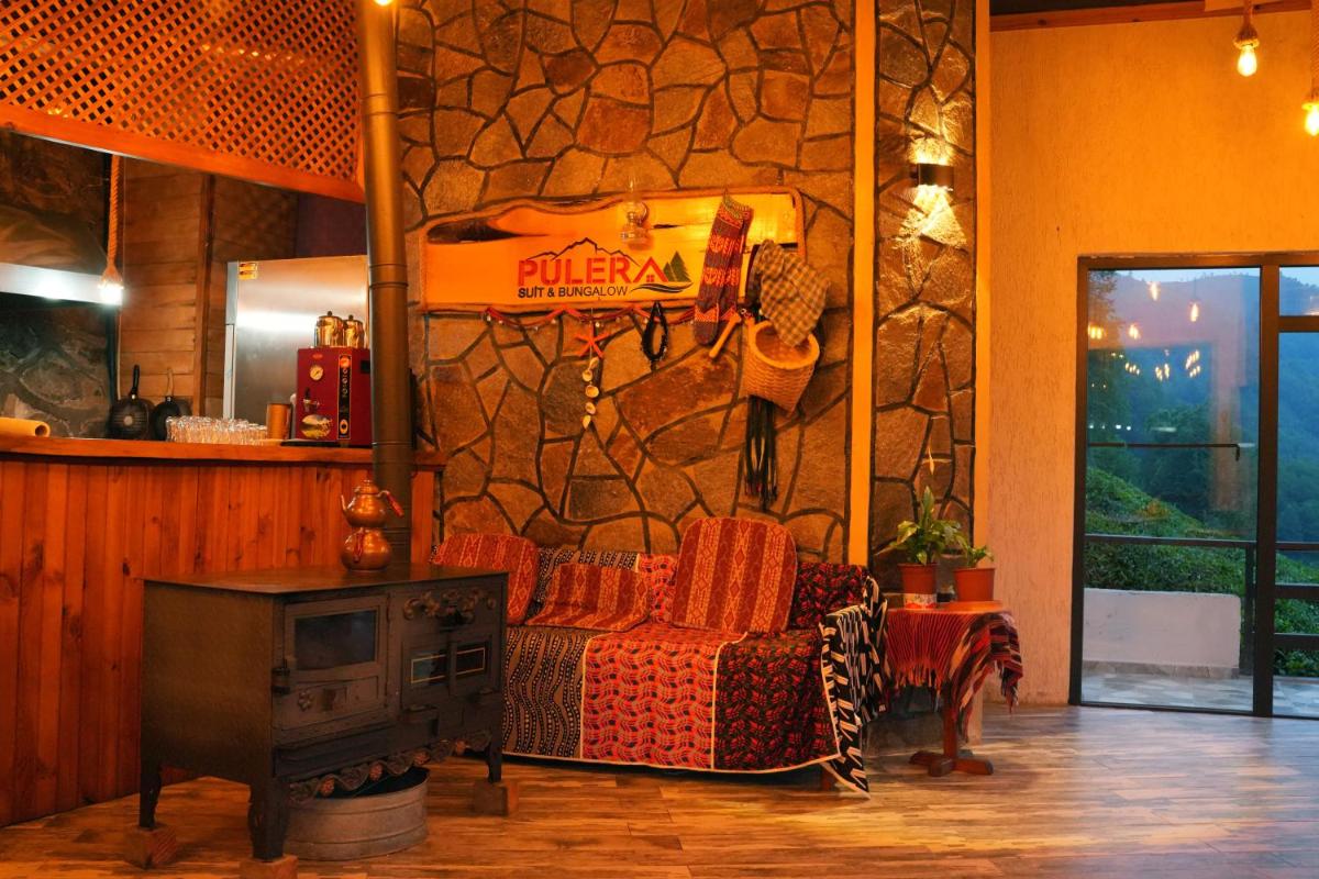 Puleri Suit Bungalow - Housity