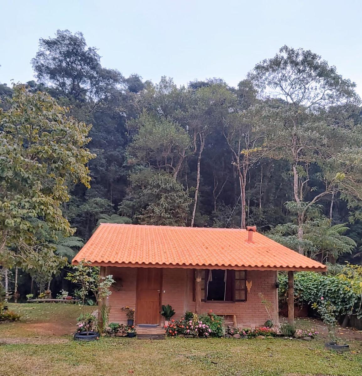 Chalé Vale das Flores - Visconde de Mauá Rj - Housity