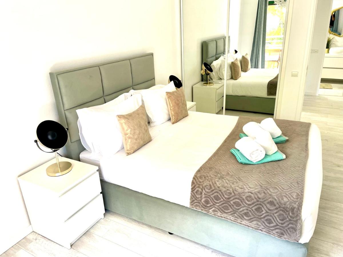 Seascape Luxury Apartment - Praia da Rocha - Housity