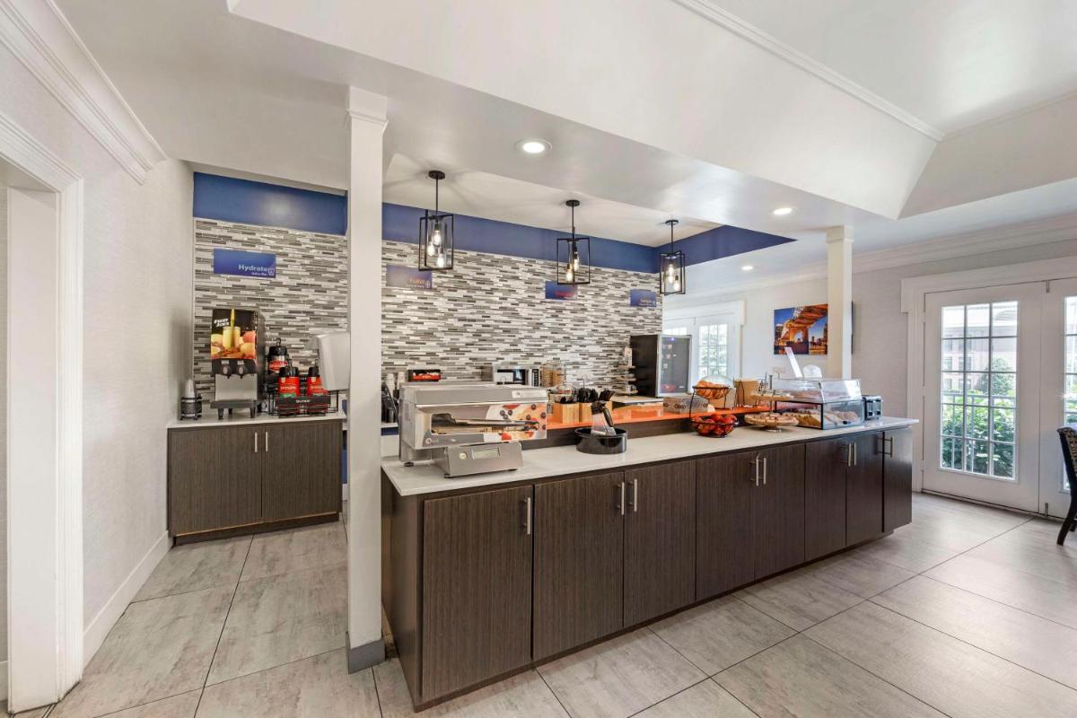 Best Western Brentwood - Housity